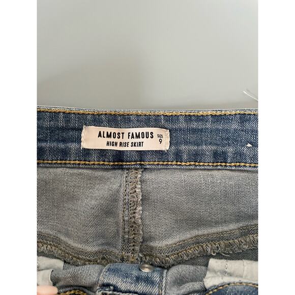 Almost Famous jeans mini skirt size 9 - Picture 2 of 7